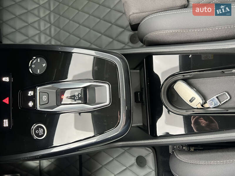 Внедорожник / Кроссовер Audi Q4 e-tron 2023 в Львове фото 12 Внедорожник / Кроссовер Audi Q4 e-tron 2023 в Львове