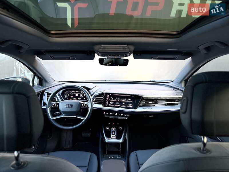 Позашляховик / Кросовер Audi Q4 e-tron 2024 в Львові