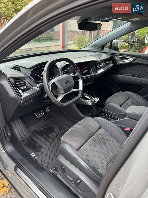Позашляховик / Кросовер Audi Q4 e-tron 2023 в Ужгороді фото 11 Позашляховик / Кросовер Audi Q4 e-tron 2023 в Ужгороді