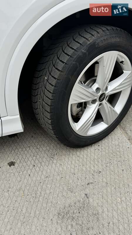 Позашляховик / Кросовер Audi Q4 e-tron 2023 в Харкові фото 20 Позашляховик / Кросовер Audi Q4 e-tron 2023 в Харкові