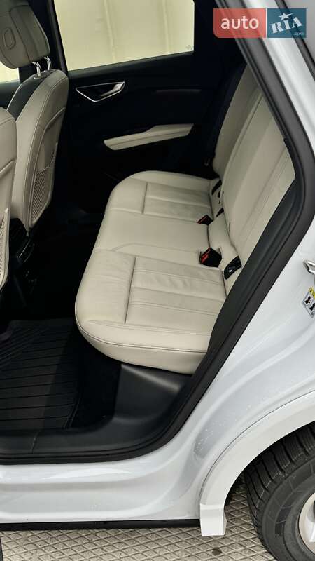 Позашляховик / Кросовер Audi Q4 e-tron 2023 в Харкові фото 25 Позашляховик / Кросовер Audi Q4 e-tron 2023 в Харкові