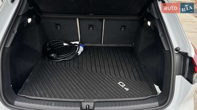 Позашляховик / Кросовер Audi Q4 e-tron 2023 в Харкові фото 29 Позашляховик / Кросовер Audi Q4 e-tron 2023 в Харкові