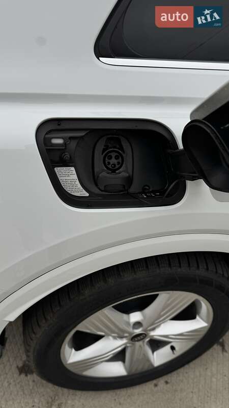 Позашляховик / Кросовер Audi Q4 e-tron 2023 в Харкові фото 33 Позашляховик / Кросовер Audi Q4 e-tron 2023 в Харкові