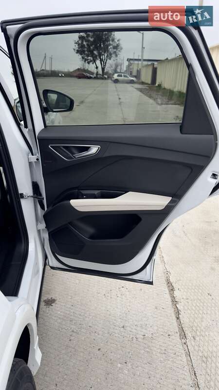 Позашляховик / Кросовер Audi Q4 e-tron 2023 в Харкові фото 35 Позашляховик / Кросовер Audi Q4 e-tron 2023 в Харкові