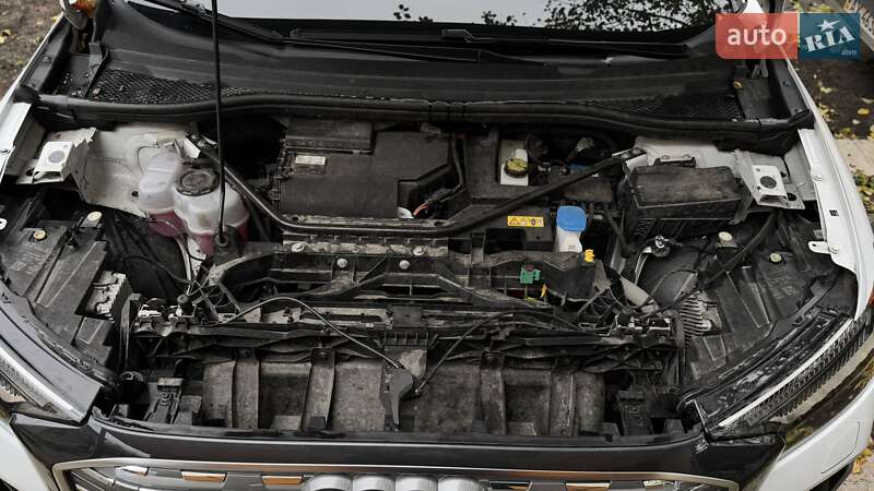 Позашляховик / Кросовер Audi Q4 e-tron 2023 в Харкові фото 60 Позашляховик / Кросовер Audi Q4 e-tron 2023 в Харкові