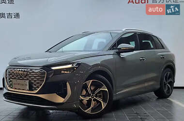 Позашляховик / Кросовер Audi Q4 e-tron 2023 в Києві