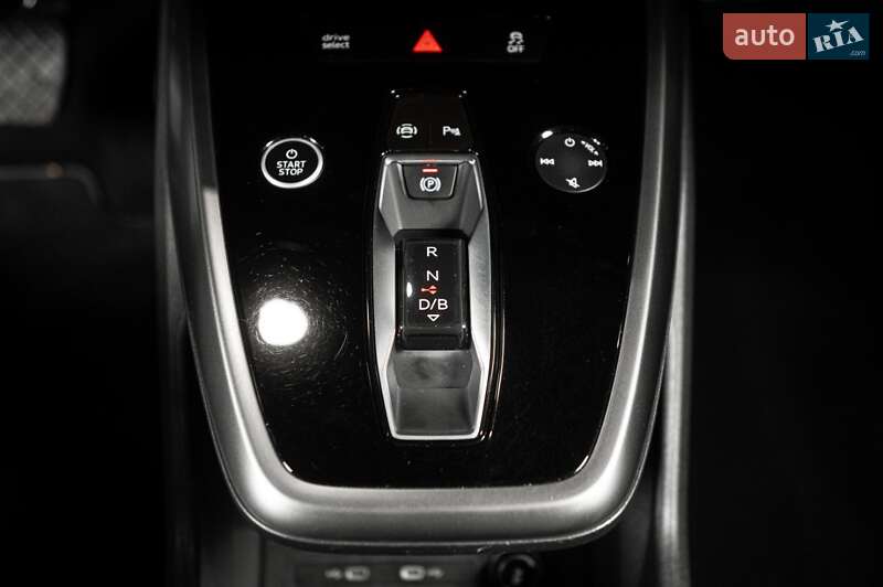 Позашляховик / Кросовер Audi Q4 e-tron 2021 в Одесі