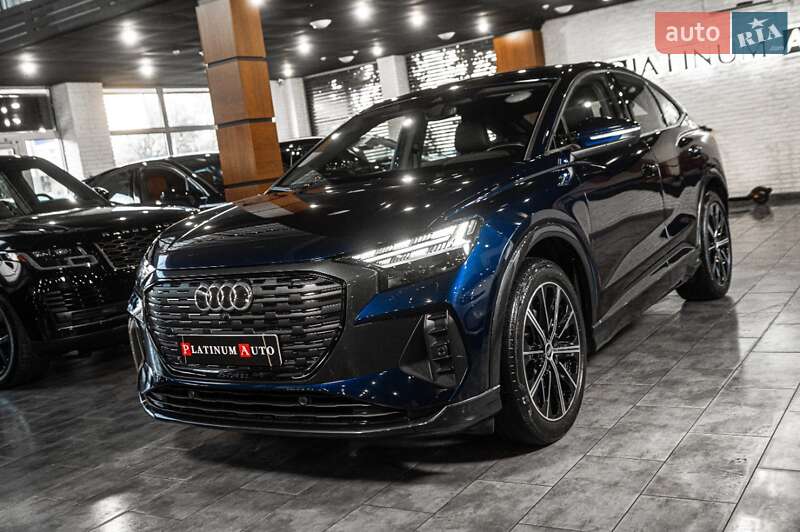 Позашляховик / Кросовер Audi Q4 e-tron 2021 в Одесі