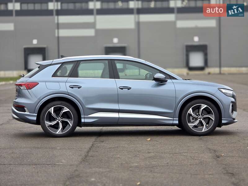 Внедорожник / Кроссовер Audi Q4 e-tron 2023 в Киеве