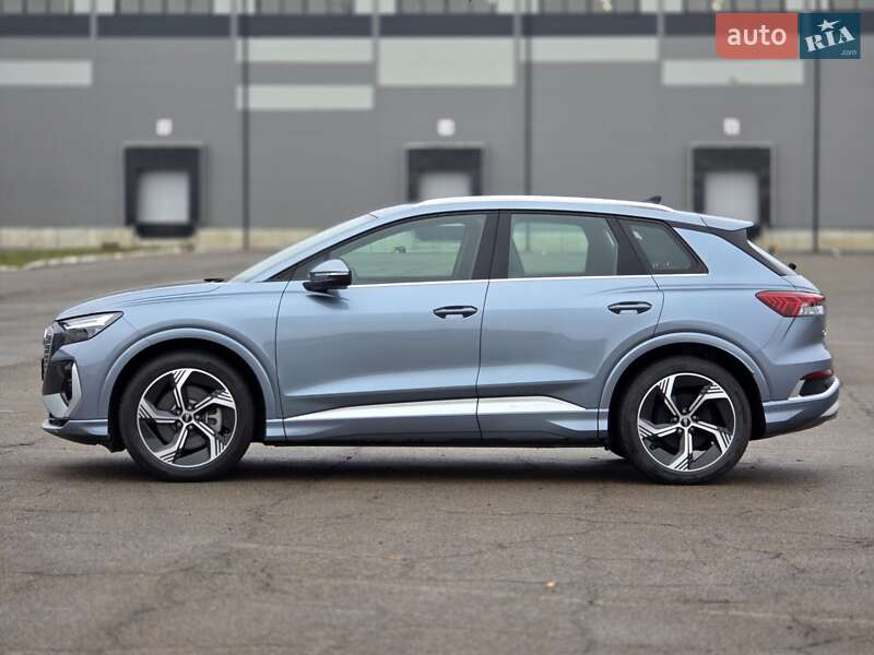 Внедорожник / Кроссовер Audi Q4 e-tron 2023 в Киеве