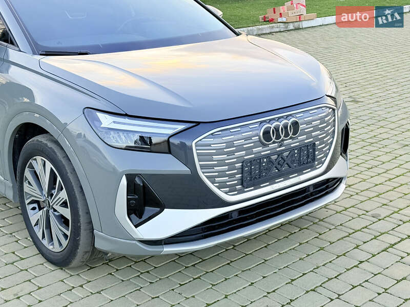 Позашляховик / Кросовер Audi Q4 e-tron 2023 в Одесі