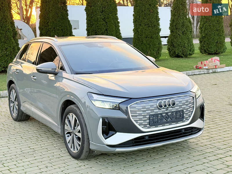 Позашляховик / Кросовер Audi Q4 e-tron 2023 в Одесі