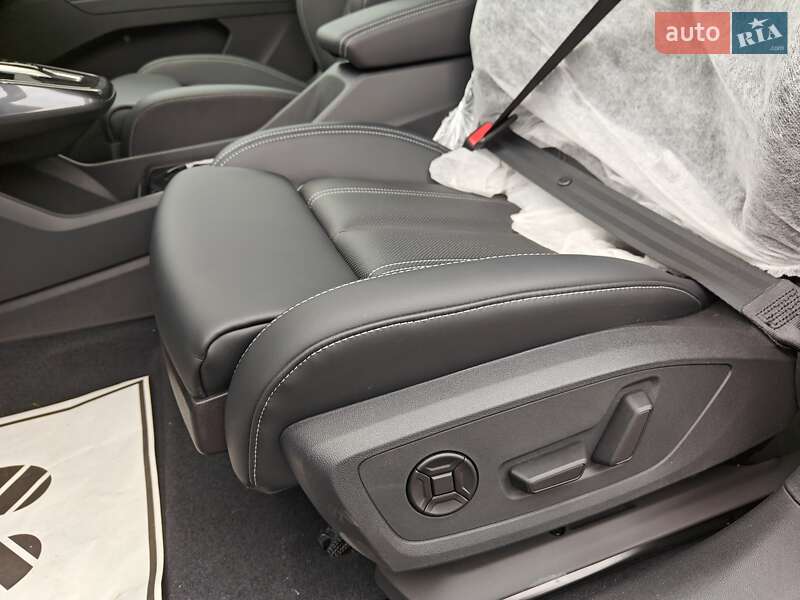 Внедорожник / Кроссовер Audi Q4 e-tron 2025 в Киеве фото 24 Внедорожник / Кроссовер Audi Q4 e-tron 2025 в Киеве