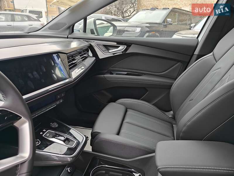 Внедорожник / Кроссовер Audi Q4 e-tron 2025 в Киеве фото 27 Внедорожник / Кроссовер Audi Q4 e-tron 2025 в Киеве