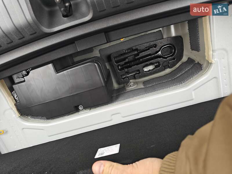 Внедорожник / Кроссовер Audi Q4 e-tron 2025 в Киеве фото 9 Внедорожник / Кроссовер Audi Q4 e-tron 2025 в Киеве