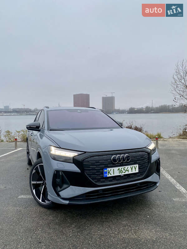 Audi Q4 e-tron 2023
