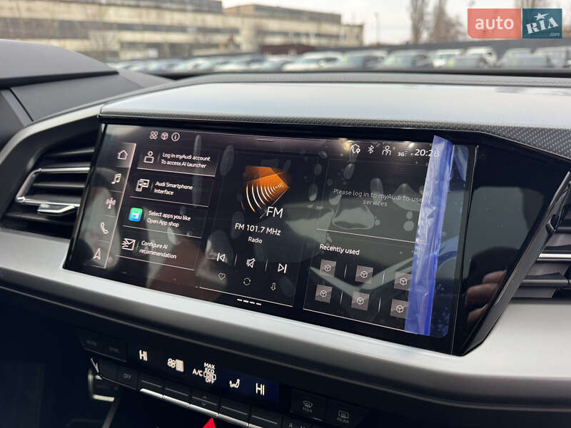 Внедорожник / Кроссовер Audi Q4 e-tron 2024 в Кременчуге