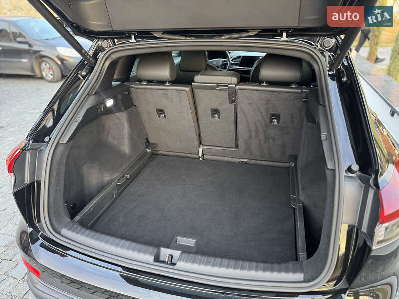 Позашляховик / Кросовер Audi Q4 e-tron 2022 в Рівному