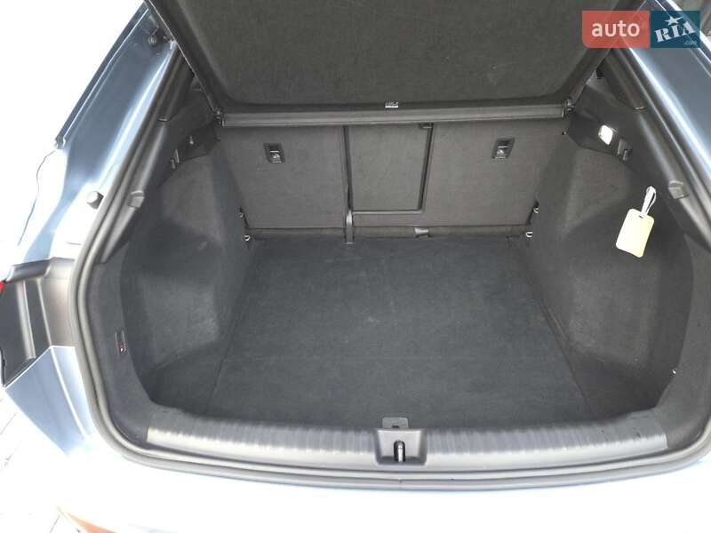 Внедорожник / Кроссовер Audi Q4 e-tron 2022 в Виннице фото 18 Внедорожник / Кроссовер Audi Q4 e-tron 2022 в Виннице