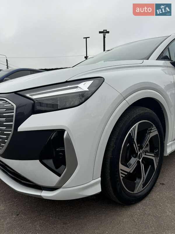 Внедорожник / Кроссовер Audi Q4 e-tron 2023 в Киеве фото 6 Внедорожник / Кроссовер Audi Q4 e-tron 2023 в Киеве