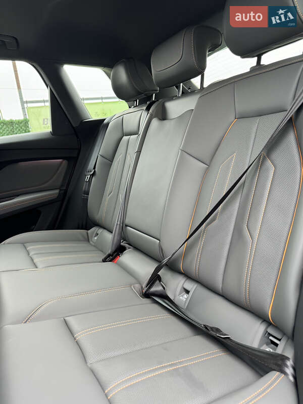 Внедорожник / Кроссовер Audi Q4 e-tron 2023 в Киеве фото 38 Внедорожник / Кроссовер Audi Q4 e-tron 2023 в Киеве