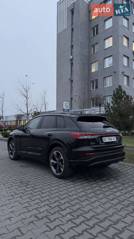 Внедорожник / Кроссовер Audi Q4 e-tron 2024 в Львове