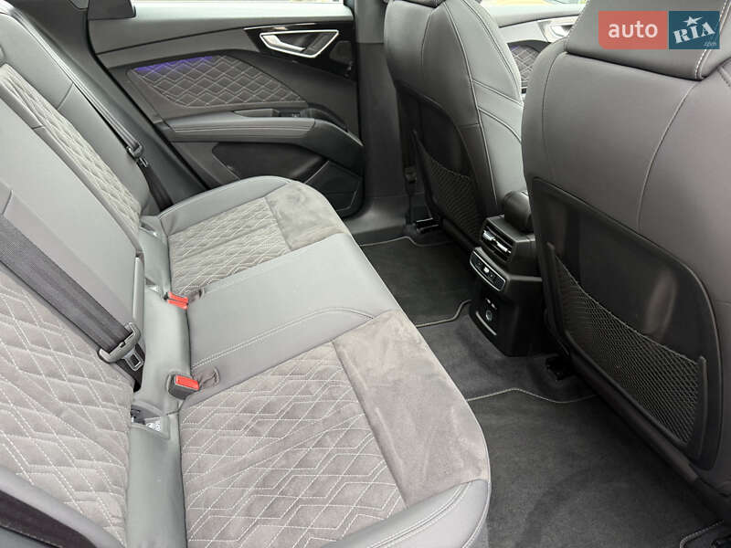 Внедорожник / Кроссовер Audi Q4 e-tron 2023 в Черновцах фото 12 Внедорожник / Кроссовер Audi Q4 e-tron 2023 в Черновцах