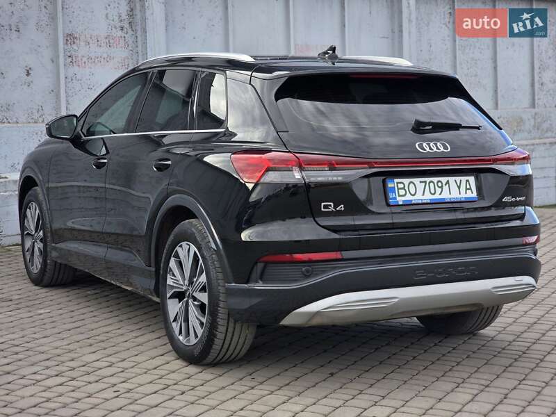 Внедорожник / Кроссовер Audi Q4 e-tron 2023 в Тернополе