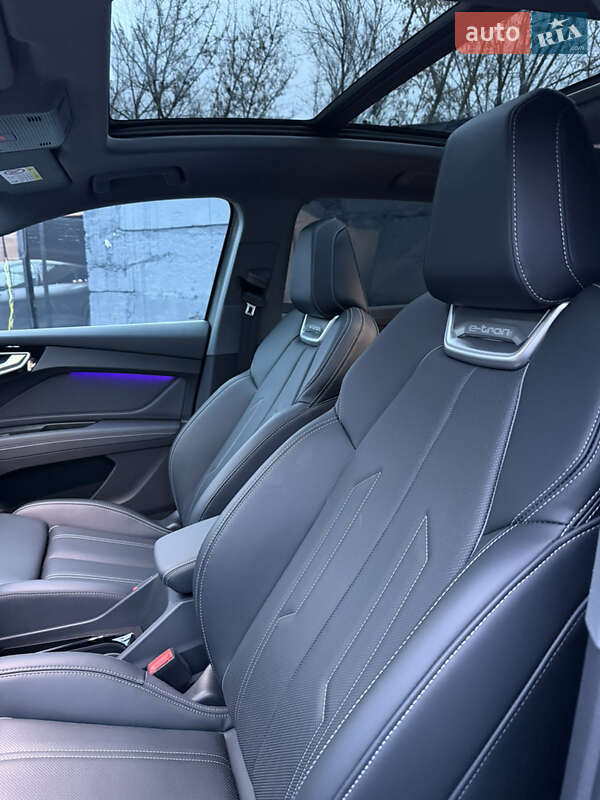 Внедорожник / Кроссовер Audi Q4 e-tron 2024 в Киеве фото 13 Внедорожник / Кроссовер Audi Q4 e-tron 2024 в Киеве
