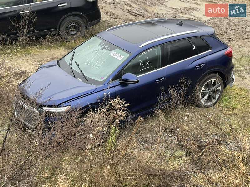 Внедорожник / Кроссовер Audi Q4 e-tron 2023 в Киеве