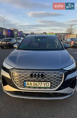 Внедорожник / Кроссовер Audi Q4 e-tron 2023 в Киеве