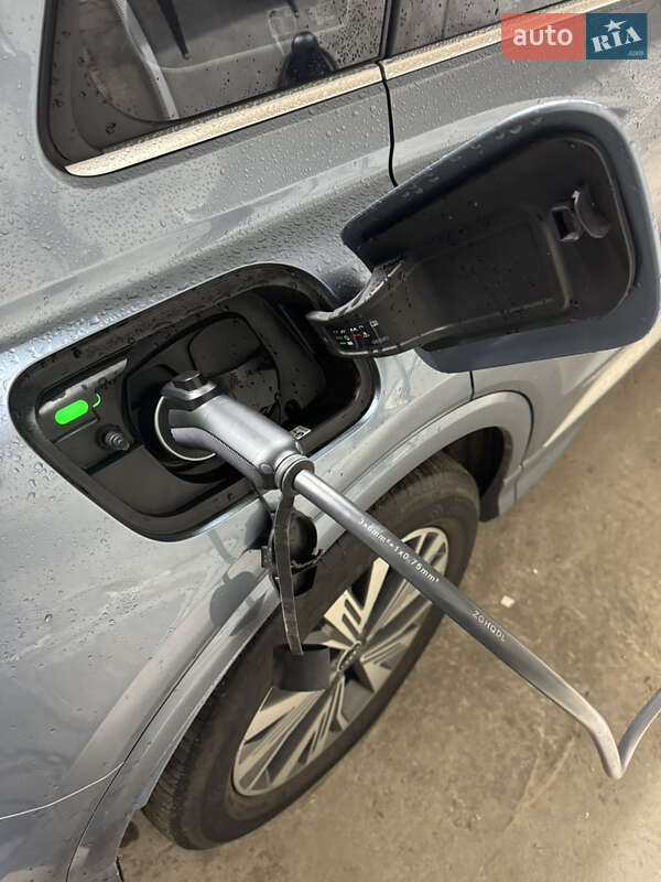 Позашляховик / Кросовер Audi Q4 e-tron 2023 в Києві фото 13 Позашляховик / Кросовер Audi Q4 e-tron 2023 в Києві