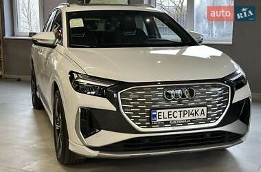 Внедорожник / Кроссовер Audi Q4 e-tron 2025 в Хмельницком