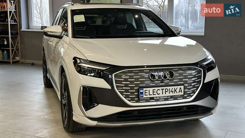 Audi Q4 e-tron 2025