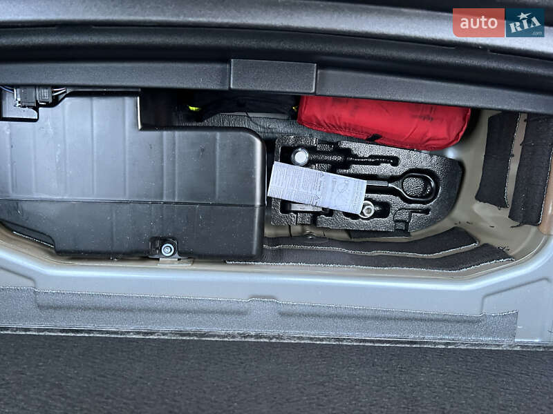 Внедорожник / Кроссовер Audi Q4 e-tron 2021 в Виннице