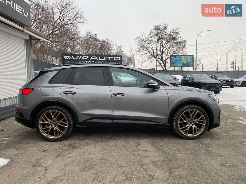 Внедорожник / Кроссовер Audi Q4 e-tron 2021 в Киеве