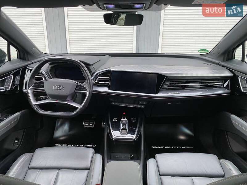 Внедорожник / Кроссовер Audi Q4 e-tron 2021 в Киеве