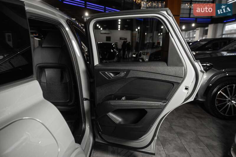 Внедорожник / Кроссовер Audi Q4 e-tron 2024 в Одессе фото 42 Внедорожник / Кроссовер Audi Q4 e-tron 2024 в Одессе