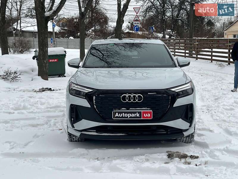 Внедорожник / Кроссовер Audi Q4 e-tron 2023 в Киеве фото 2 Внедорожник / Кроссовер Audi Q4 e-tron 2023 в Киеве