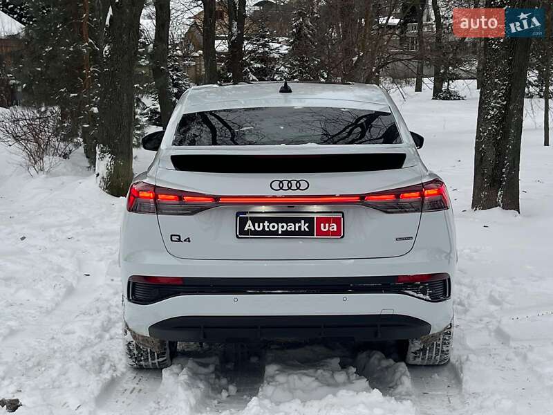 Внедорожник / Кроссовер Audi Q4 e-tron 2023 в Киеве фото 11 Внедорожник / Кроссовер Audi Q4 e-tron 2023 в Киеве