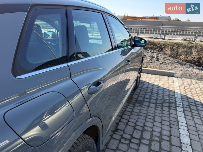 Внедорожник / Кроссовер Audi Q4 e-tron 2025 в Львове