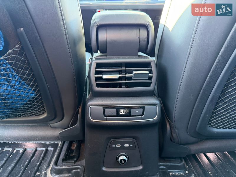 Внедорожник / Кроссовер Audi Q4 e-tron 2025 в Львове