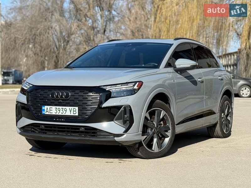 Внедорожник / Кроссовер Audi Q4 e-tron 2023 в Днепре