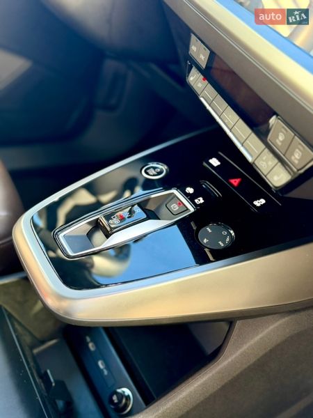 Внедорожник / Кроссовер Audi Q4 e-tron 2023 в Киеве