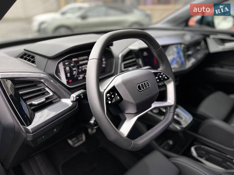 Внедорожник / Кроссовер Audi Q4 e-tron 2025 в Киеве фото 17 Внедорожник / Кроссовер Audi Q4 e-tron 2025 в Киеве