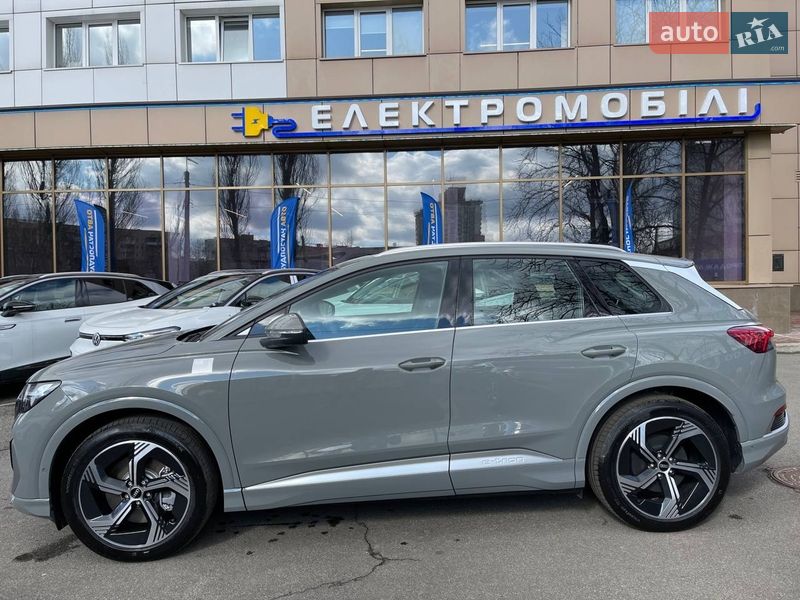 Внедорожник / Кроссовер Audi Q4 e-tron 2025 в Киеве