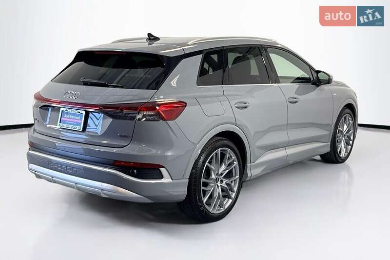 Позашляховик / Кросовер Audi Q4 e-tron 2024 в Львові