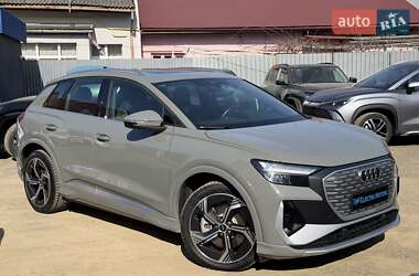 Внедорожник / Кроссовер Audi Q4 e-tron 2022 в Ужгороде