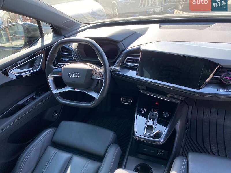 Внедорожник / Кроссовер Audi Q4 e-tron 2022 в Львове