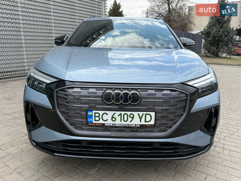 Внедорожник / Кроссовер Audi Q4 e-tron 2022 в Львове